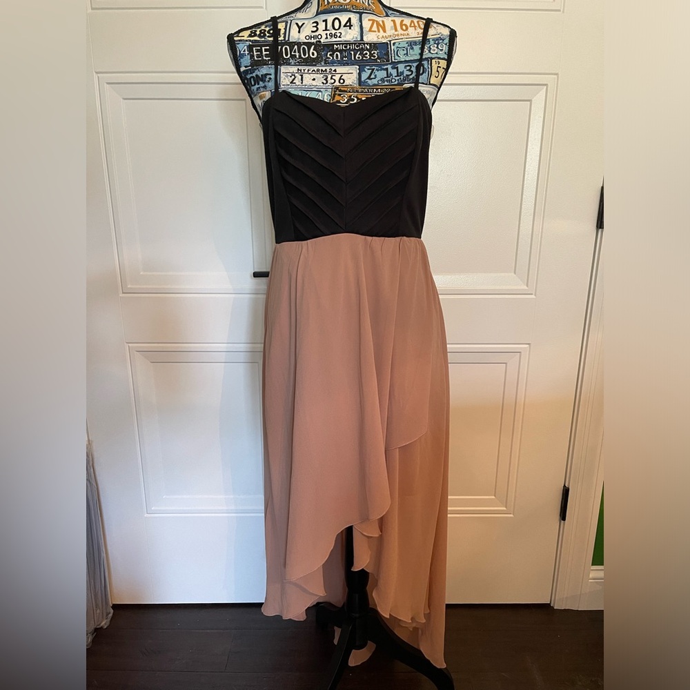 Pripe Black/Nude Hi Low Hem Flowy Chiffon and cotton dress never worn Sz L